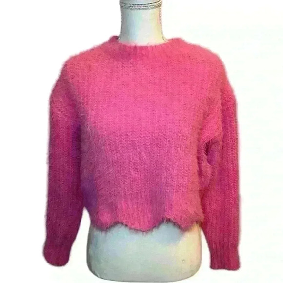 & Merci Hot Pink Crop Fuzzy Extra Soft Crop Sweater Scalloped Edge. Women Size S - Picture 1 of 11